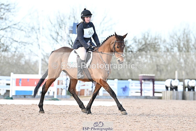 240324A-153018-04504 - Novice 27, 14.30 to 15.25