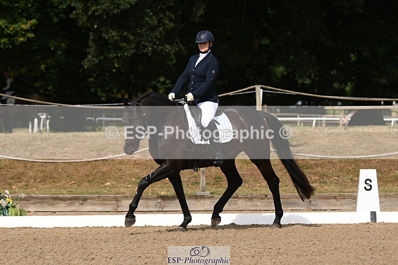 250719A-100947-03247 - 049-Veronica.Roberts-For.J'Adore