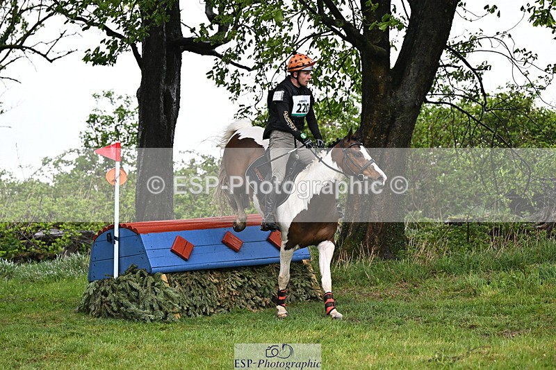 250418-144128-05643 - 220-Theo.Funnell-CARLOMAN.C