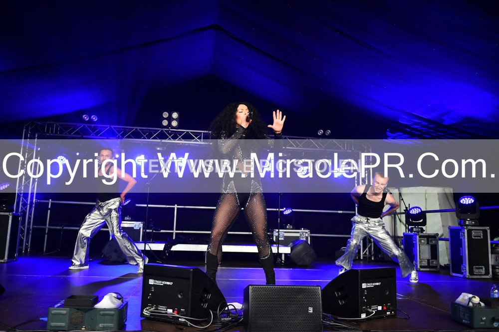 SH4_6145 - The Cher Experience