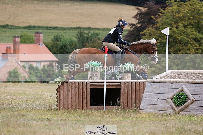 250802A-101143-00818 - A-003-Lucy.Jowett-LILLY