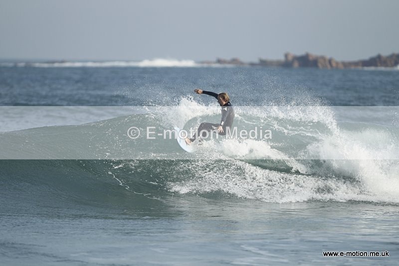 SU 091010 216 - Surf Oct 2010