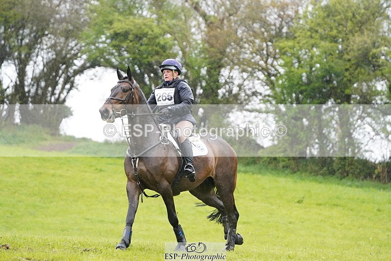 250418-134216-04575 - 265-Charlotte.Rowe-CELTIC.CROSS