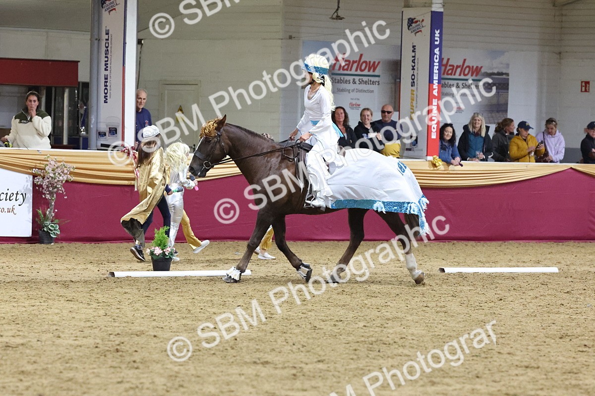 SBM_10317 - Class 52 Strictly Fancy Dress-Age