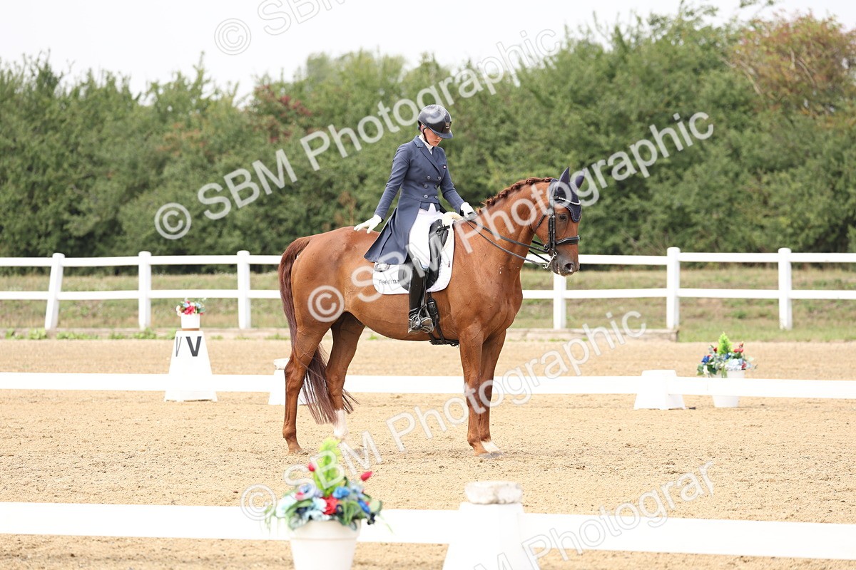 SBM_007541 - Class 9 - FEI INT I - 14.57-15.45