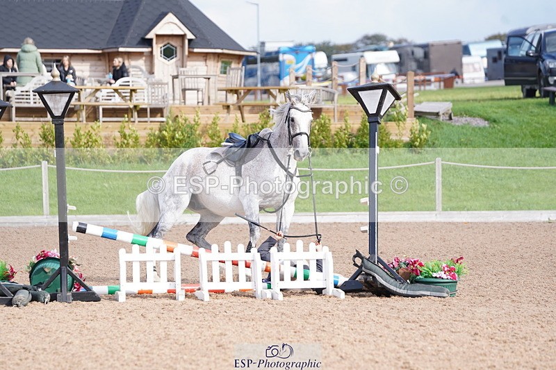 241005A-111430-04523 - SAT Cls 9 Snr Discovery &1m Open