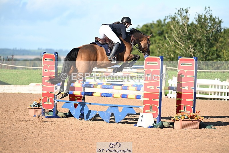 240912A-090610-00051 - Cls 1 Snr 1.05m & 1.10m Open