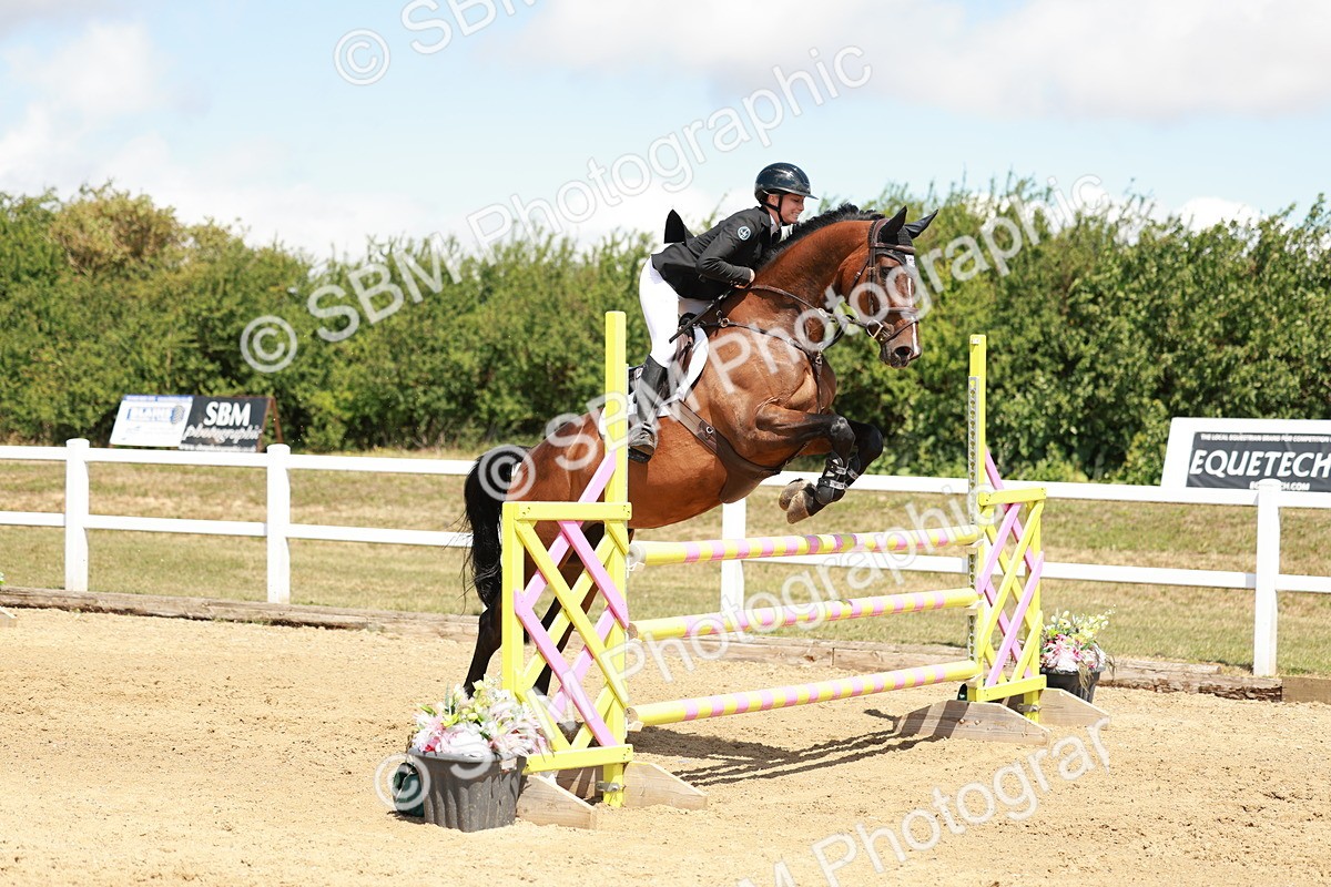 SBM_007165 - Class 2 - Senior Discovery - 1.00m Open