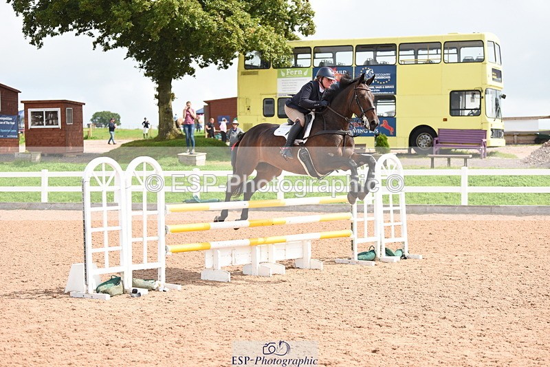 230902A-123008-01032 - Cls 9 1.10m Amateur Quali