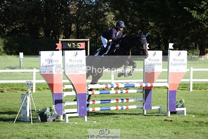 231022-105422-24822 - 657-WATERVALLEY.DIAMOND-Holly.Horton-TrotUp+SJ