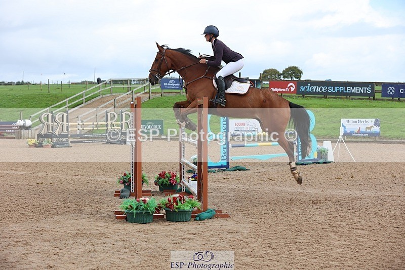 250911-122428-01438 - Cls 3 Snr Foxhunter