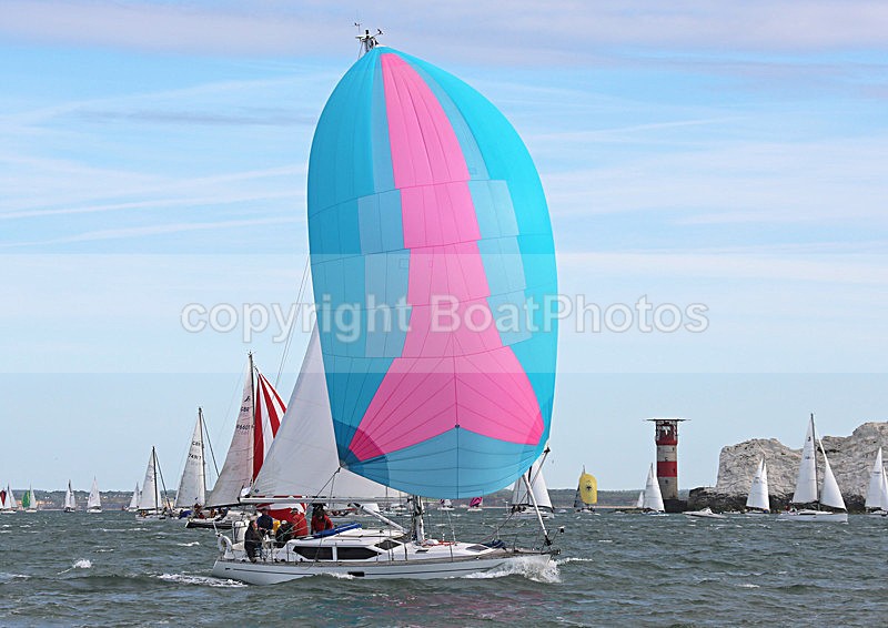 130601 GBR7442R WT7A7792 - ROUND THE ISLAND RACE - 1st June 2013