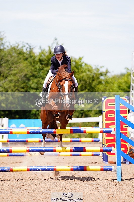 240629A-122604-05327 - Cls 18 Newcomers and 1m Open