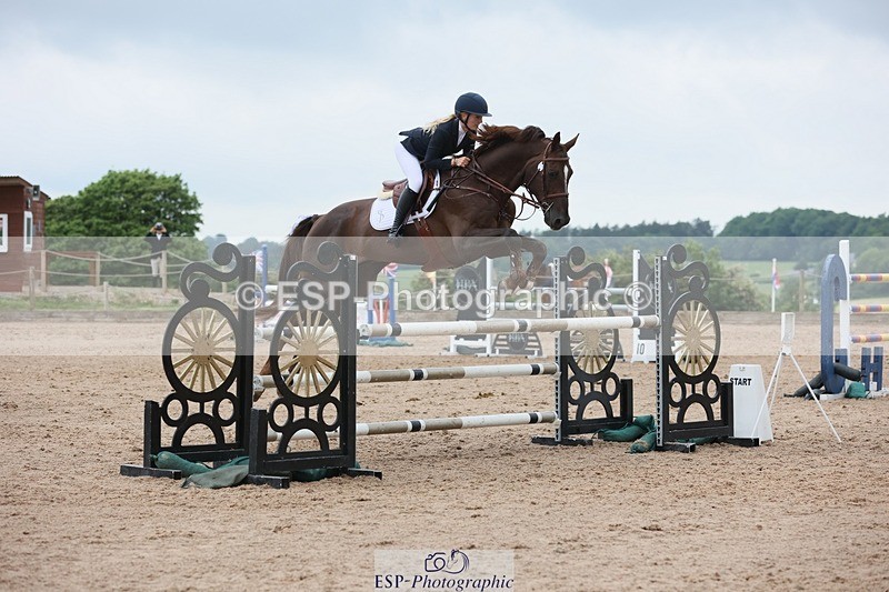 250524-103834-04252 - Cls 13  A&B 1.05m & 1.10m open