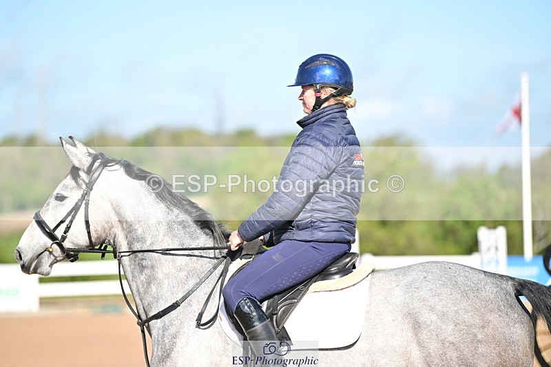 240504A-090741-00001 - Cls 11 Clear Round 50cm