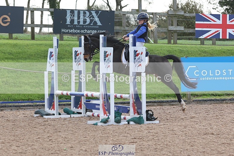 251025-103137-00910 - Cls 21+22 Club and Schools 60cm