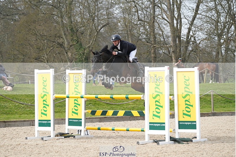 260322A-142642-01982 - 13 Foxhunter 1m 20 Open