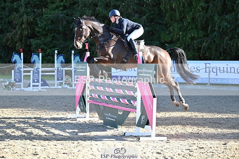 231022-103805-23412 - 255-CLOUDBERRY.BLUE-Isabelle.Downes-SJ