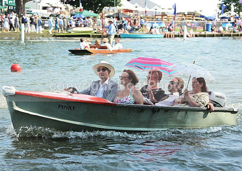 130705 PINKY WT7A0277 - HENLEY ROYAL REGATTA - Friday 5th July 2013