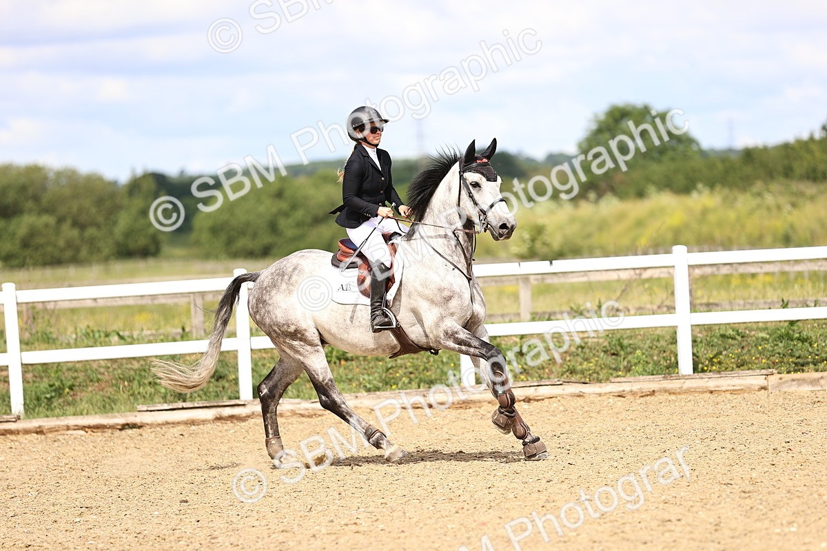 SBM_006520 - Class 16 - Senior British Novice - 90cm