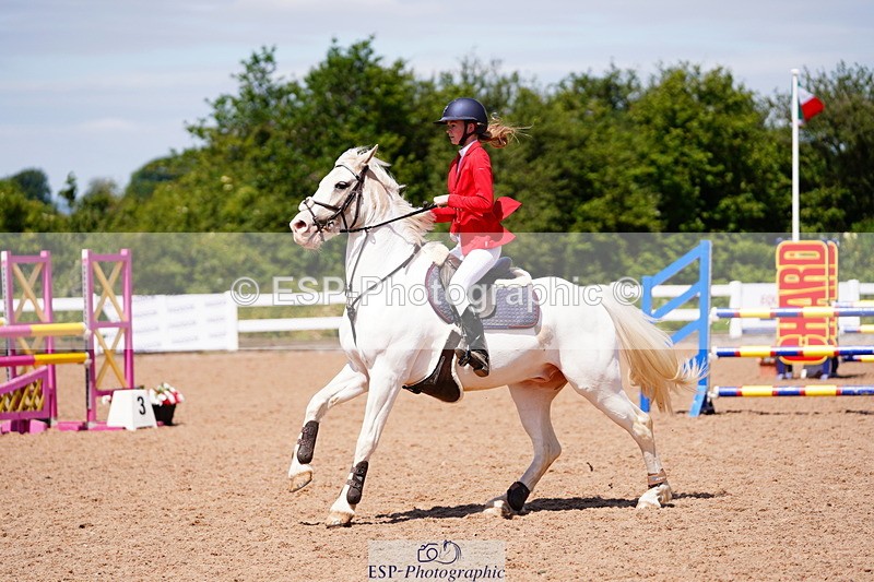 240629A-120338-05168 - Cls 18 Newcomers and 1m Open