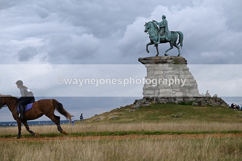 DSC_5005 - Time at Statue 11:10 to 11:42