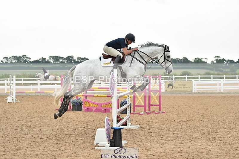 230611A-121208-05425 - Cls 34 1.05m Amateur Qualifier