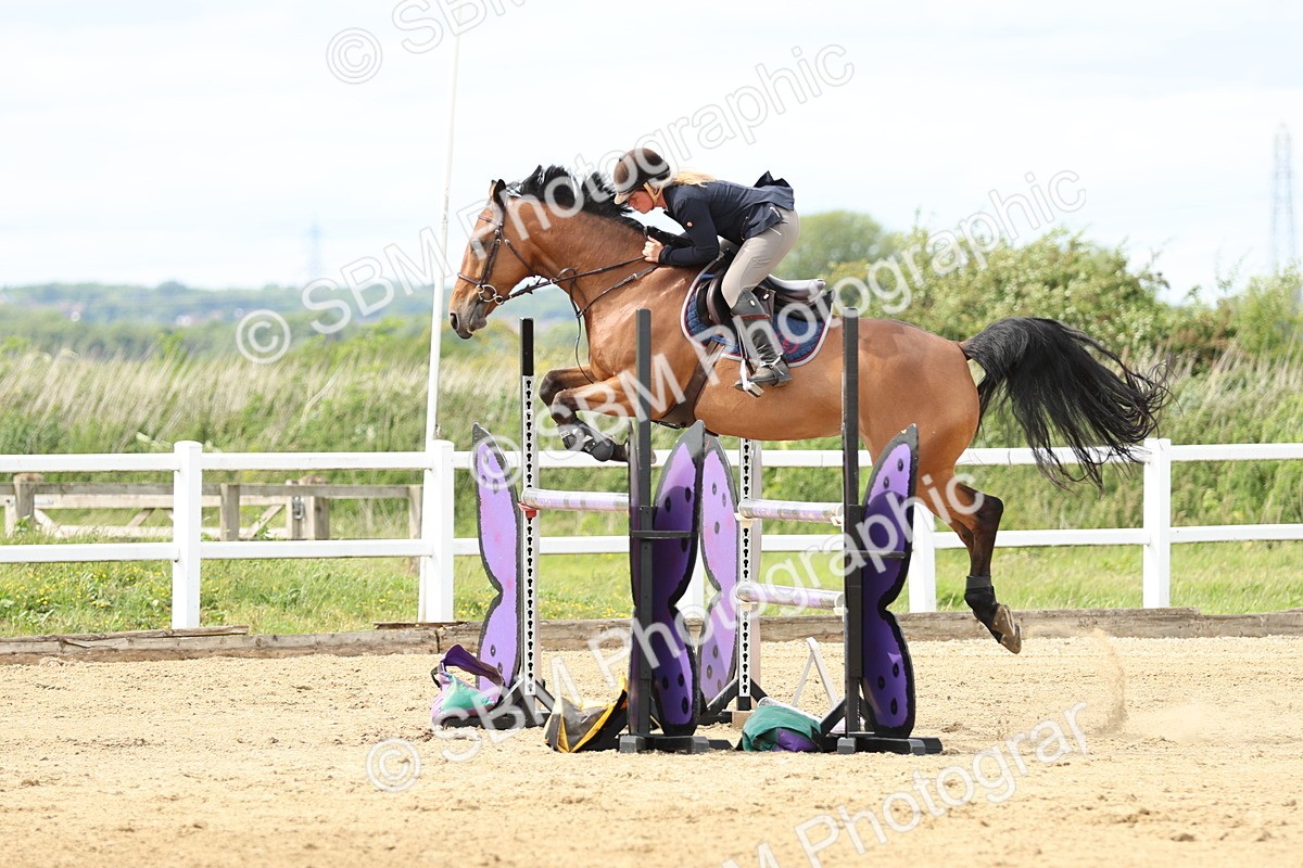 SBM_001372 - Class 5 - Senior Foxhunter - 1.20m