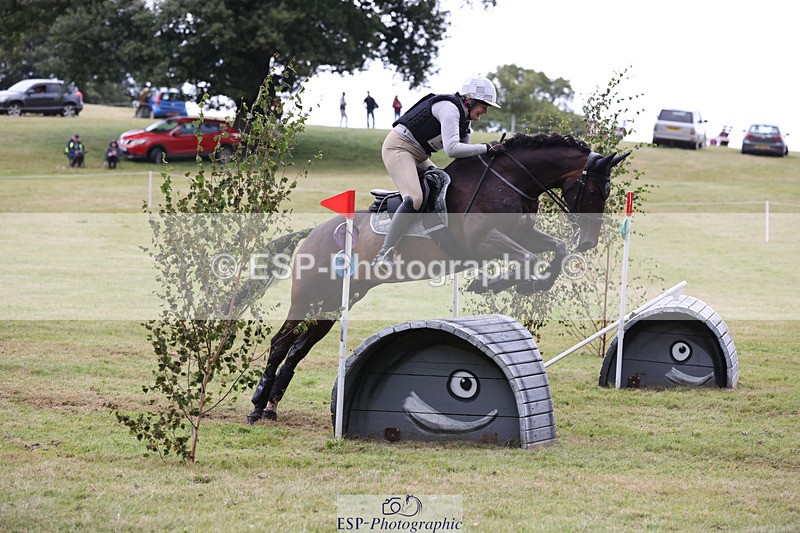 240825X-172301-37909 - 80cm XC 16.30 to 17.30