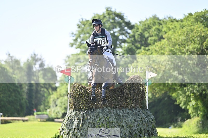 240525-093956-11955 - 303-KILLEENHOUSESTUD_OBOS_16-Tom_D_Crisp