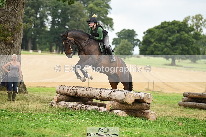 230817-143844-02196 - Kay's 2nd Group - XC