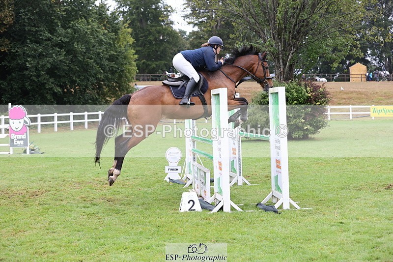 250830A-143217-07026 - Cls 16 Snr Newcomers and 1.10m Open