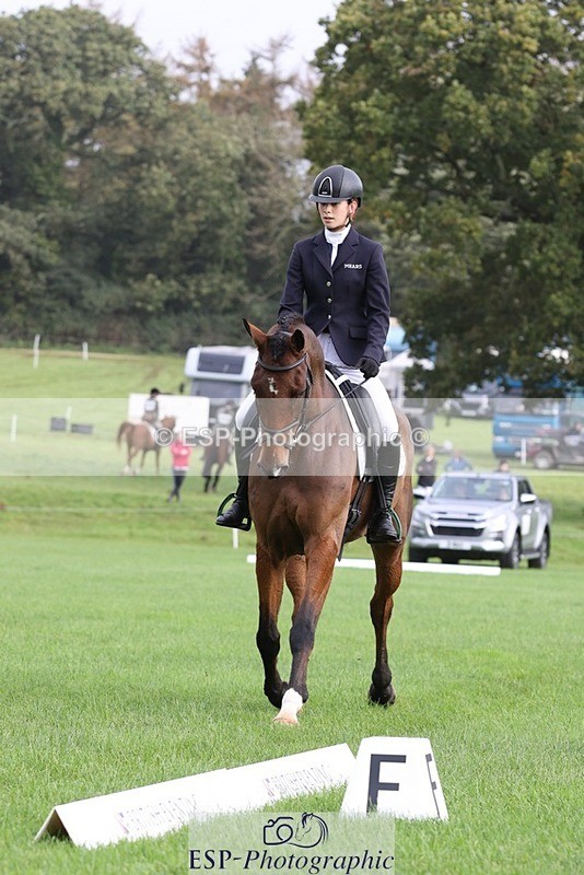 231019-103858-02388 - 605-SPORTSFIELD.U2-Katie.Corbin-DR