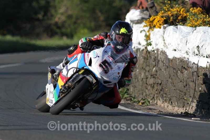 Bruce Anstey Honda / Valvoline Racing by Padgetts Motoc - Monday Practice Solos