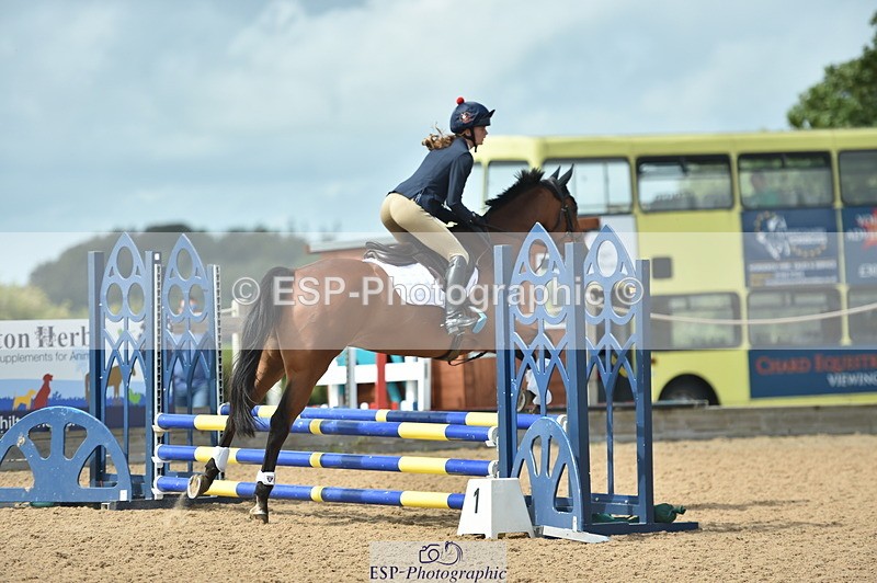 230819A-135830-00647 - Cls 44+45 Club and Schools 80cm