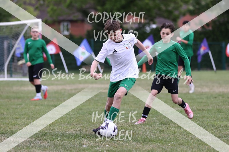 1DX32535 - The Croft V Tregoze