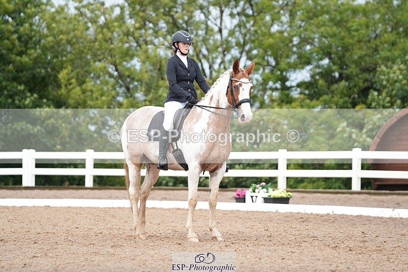 250907-111021-06006 - 090-Isabel.LawsonIn.the.pink