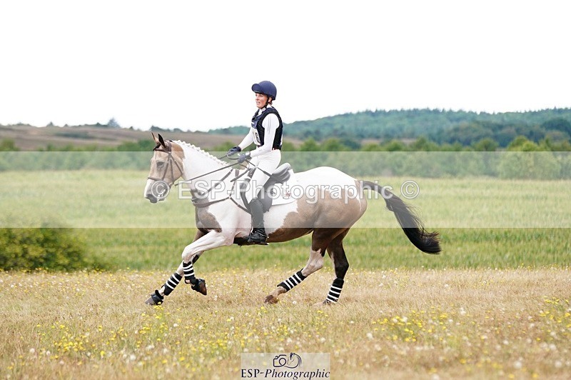 250803A-115916-11599 - L-516-Chloe.Robinson-BRACKENSPA'S.KEEP.A.SECRET