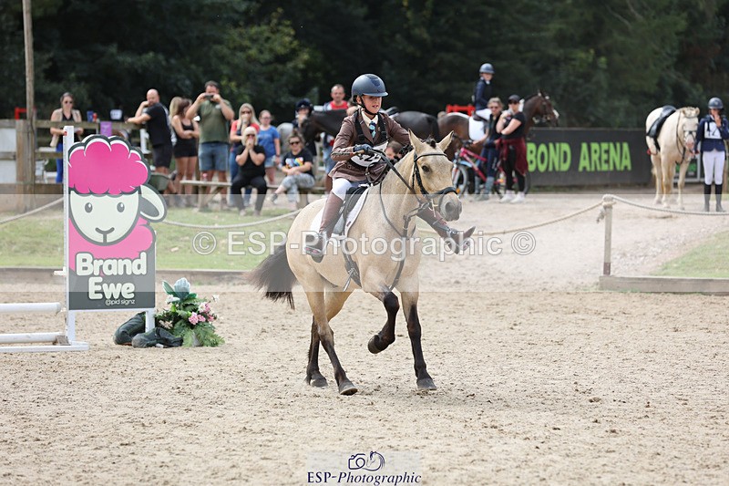 240823X-142853-18417 - 70cm R1 13.45 to 15.30