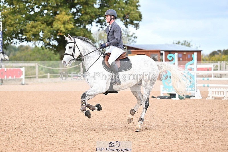 251005-095903-02644 - Cls 15 Foxhunter and 1.20m