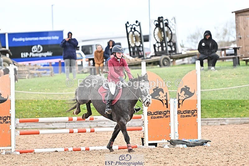 250414-103810-00172 - 80cm Round 1