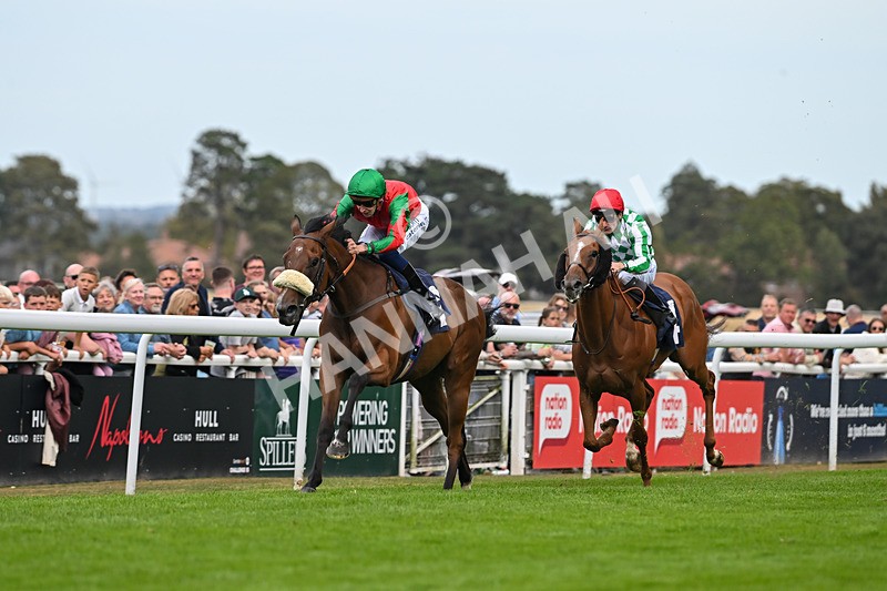 300825-Race 5-High On Hope-1466 - Race 5