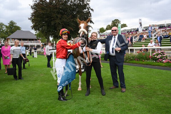 yr04092022r3-57 - Race 3 2.55pm The Elevator Company Garrowby Stakes