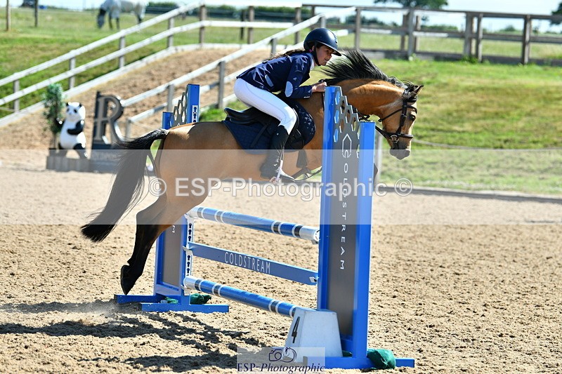 230624A-101614-00240 - Cls 37 Springboard 128 + 138cm