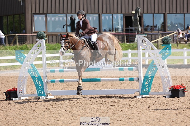 240629A-104907-04282 - Cls 17 Discovery and 90cm Open