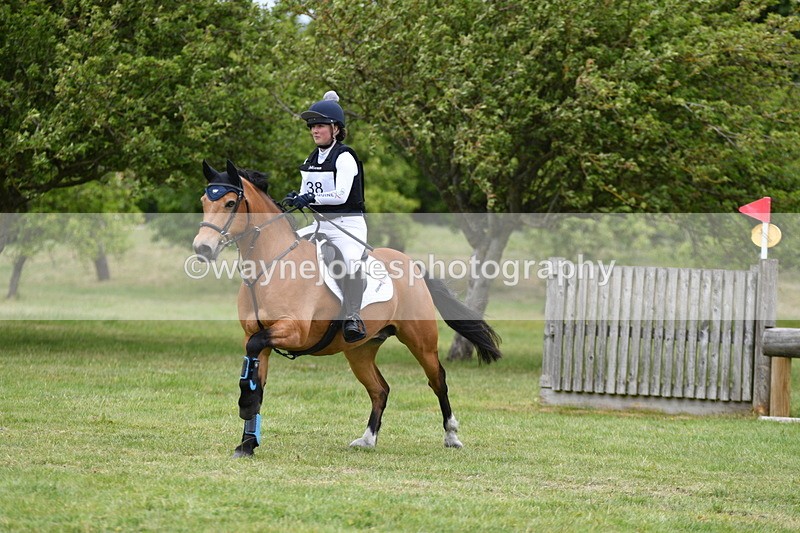 WJ5_3633 - Class 6 80cm