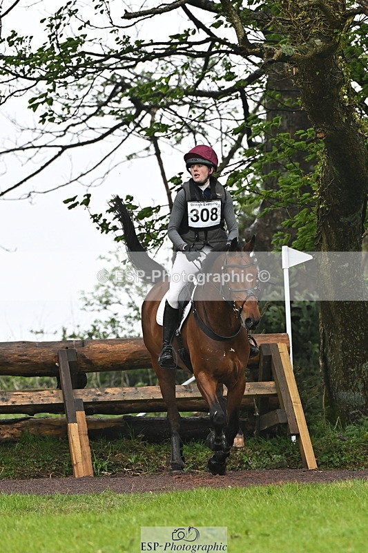 250418-155014-06897 - 308-Hannah.Hobhouse-CHEVALIAN.DUCATI