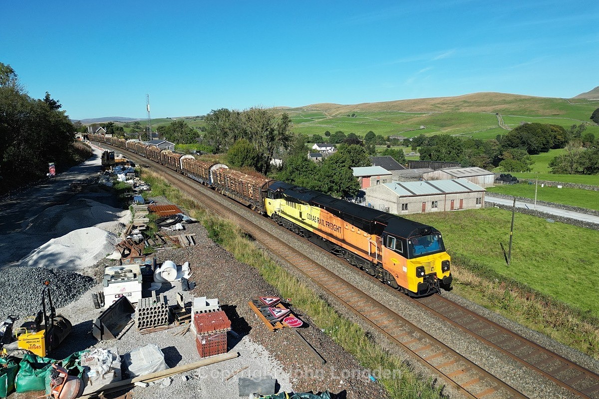 JL - 18.9.24 70804 6J37 Carlisle - Chirk, Horton - Latest shots