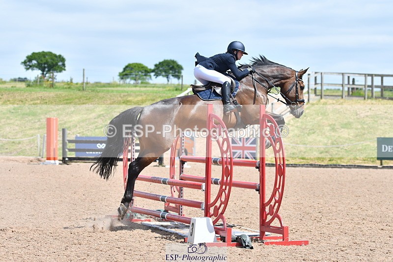 240609A-131603-05561 - Cls 18 Snr Newcomers and 1.10m Open