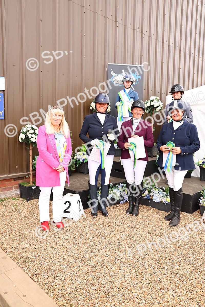 SBM_003141 - Presentations - cart